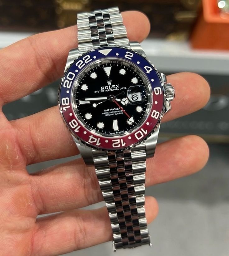 Rolex GMT-Master II "Pepsi"
